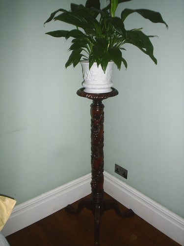 Mahogany jardinere wooden - jardinere.,