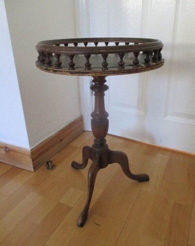 Vintage mahogany round - round, wooden
